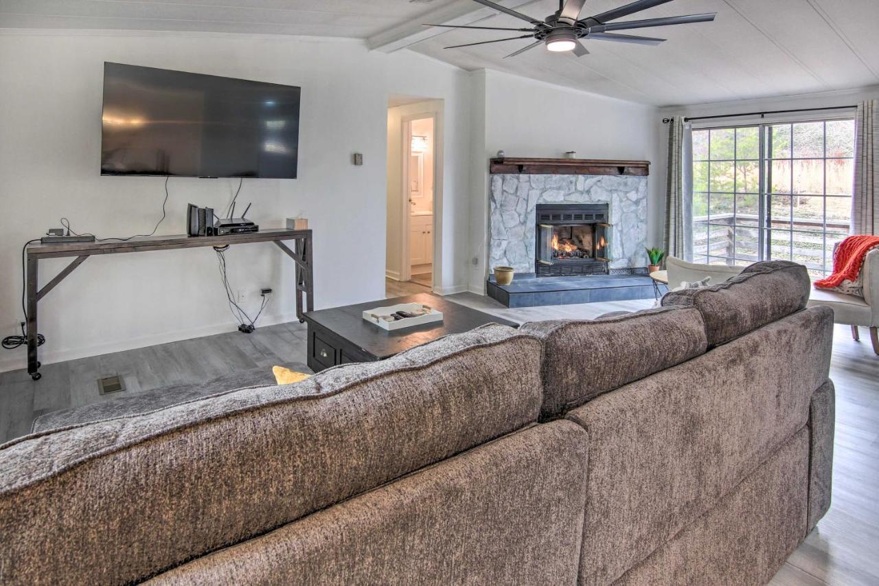 Cozy Asheville Cottage With Grill And Fire Pit! Экстерьер фото